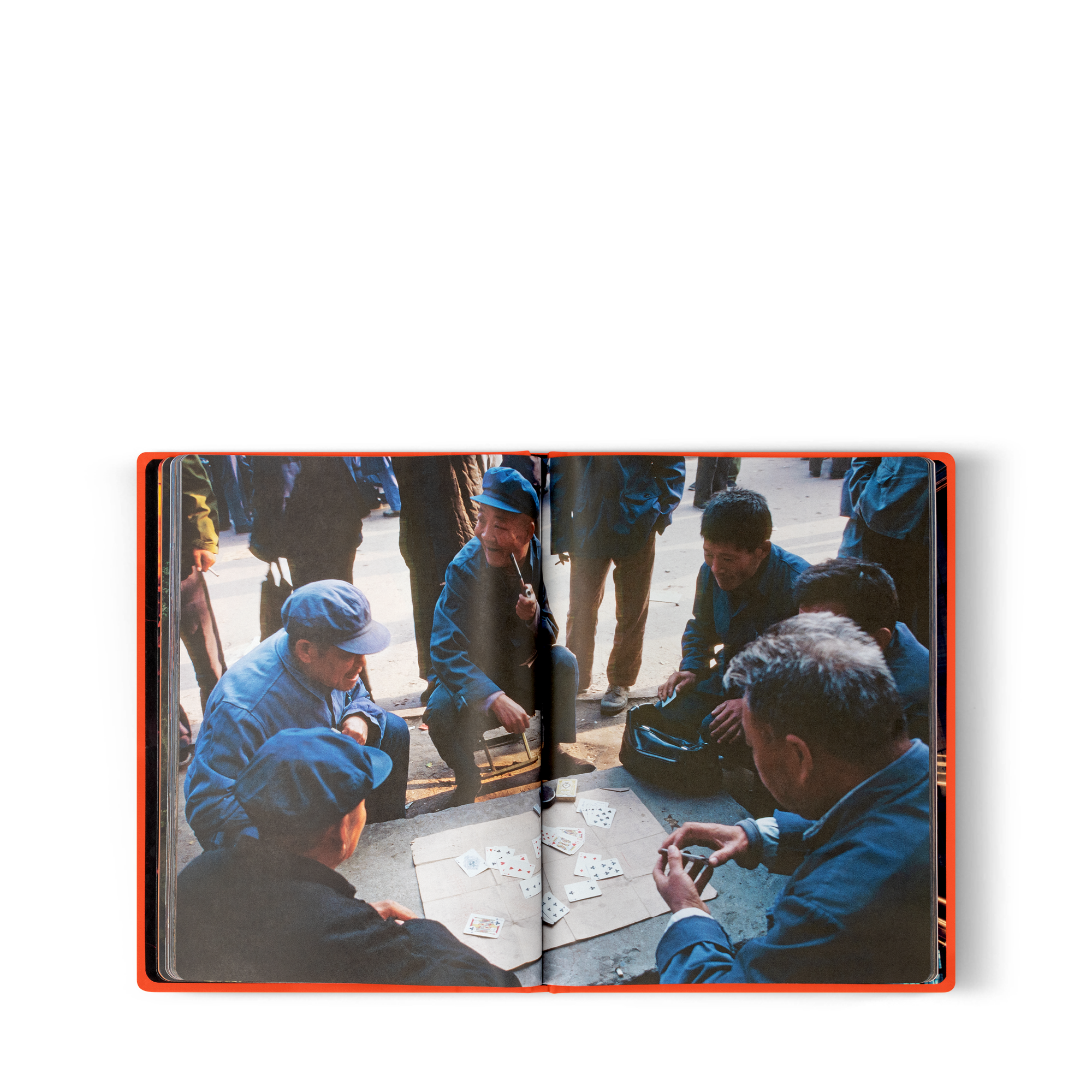 Fashion Eye Silk Road - Library | LOUIS VUITTON